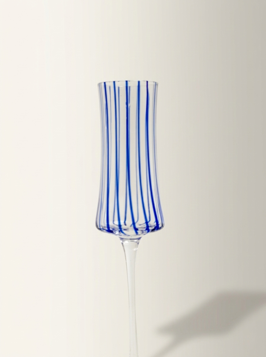 TAÇA ESPUMANTE AZUL CANELADA
