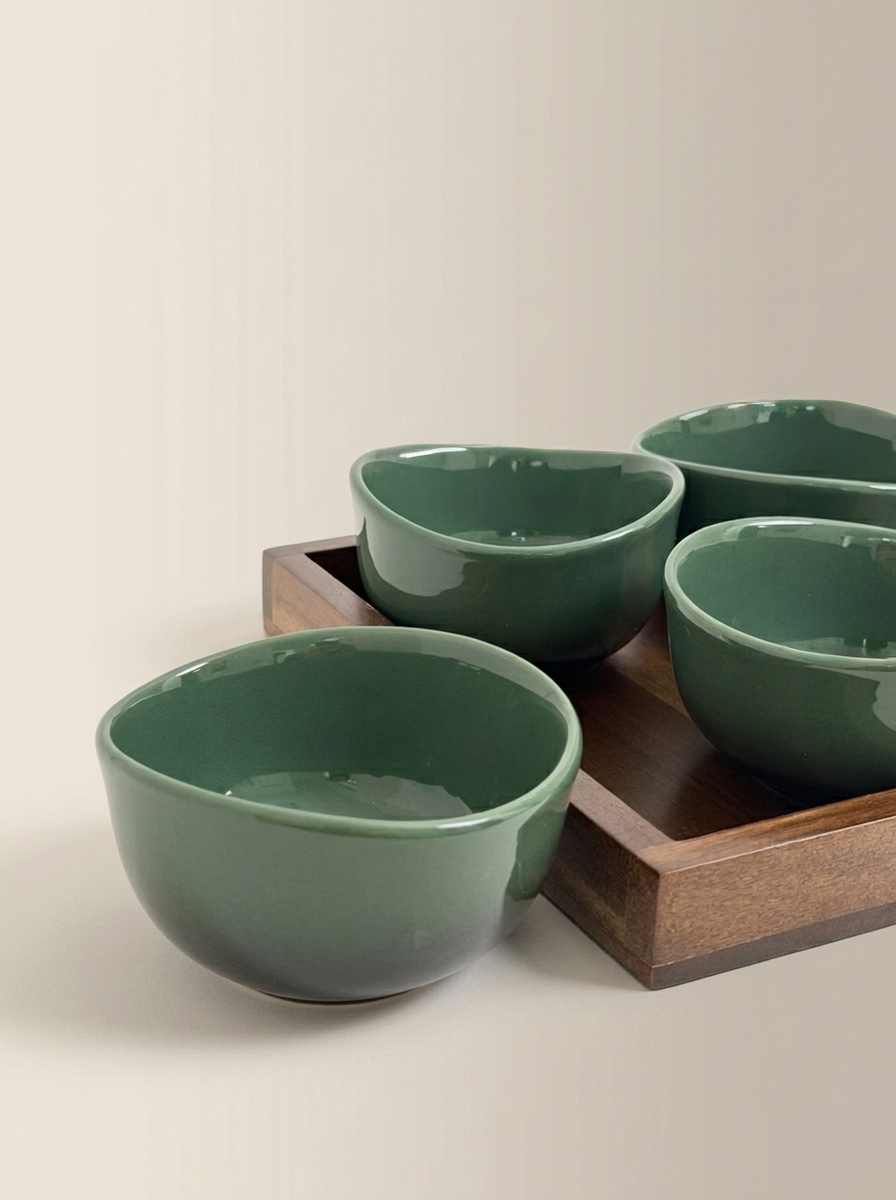 CONJUNTO PARA SERVIR EM CERÂMICA